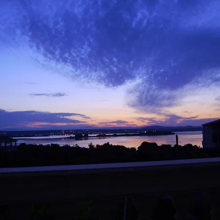 Apartment Edo - With Parking * Kraj (Zadar)