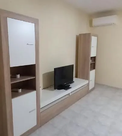 Apartment Edo - With Parking Appartement *